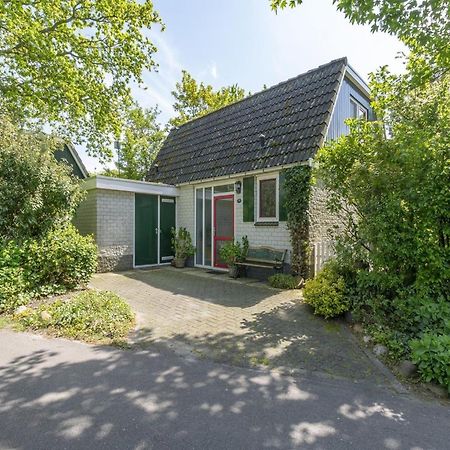 Cozy Holiday Home With Pool Sint Maartensvlotbrug ภายนอก รูปภาพ
