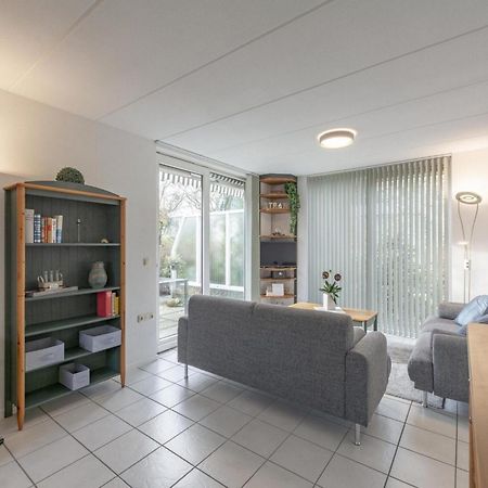Cozy Holiday Home With Pool Sint Maartensvlotbrug ภายนอก รูปภาพ